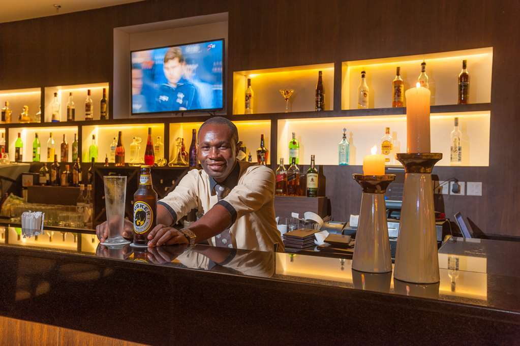 Acacia Premier Hotel キスム レストラン 写真