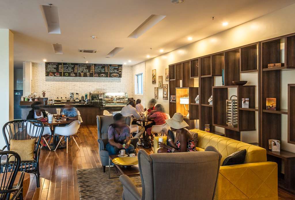 Acacia Premier Hotel キスム レストラン 写真